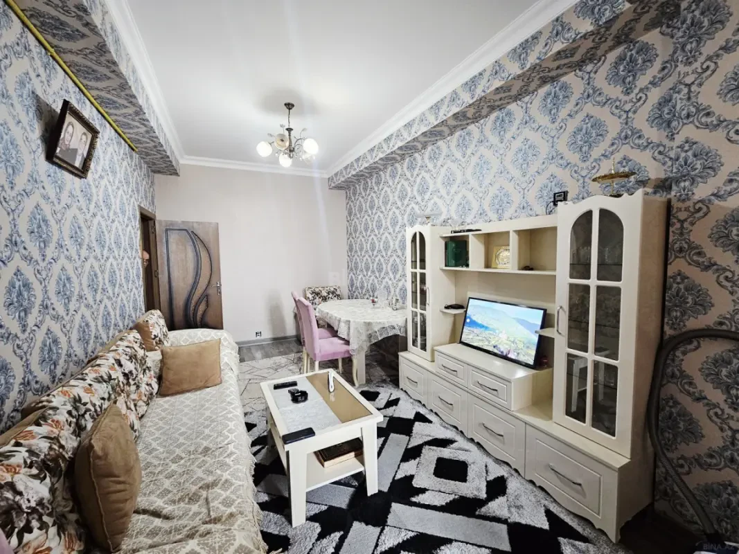 Satılır 2 otaqlı mənzil 44 m²
