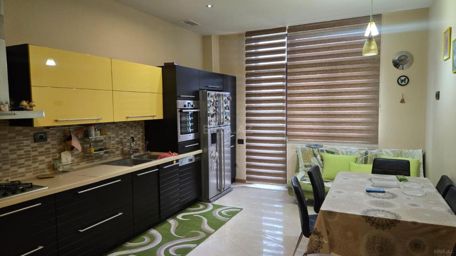 Kirayə verilir 3 otaqlı mənzil 174 m²