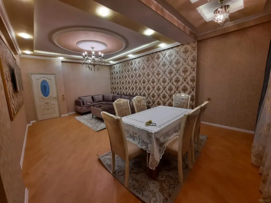 Kirayə verilir 2 otaqlı mənzil 70 m²