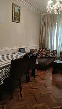Satılır 3 otaqlı mənzil 65 m² — Bakı, Memar Əcəmi yanı 3 otaq 65.00 m²