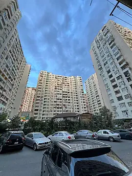 Satılır 3 otaqlı mənzil 82 m² — Bakı, Həzi Aslanov qəs. 3 otaq 82.00 m²