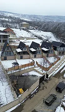 Satılır 15 otaqlı həyət evi 1130 m² — Quba 15 otaq 1130.00 m²