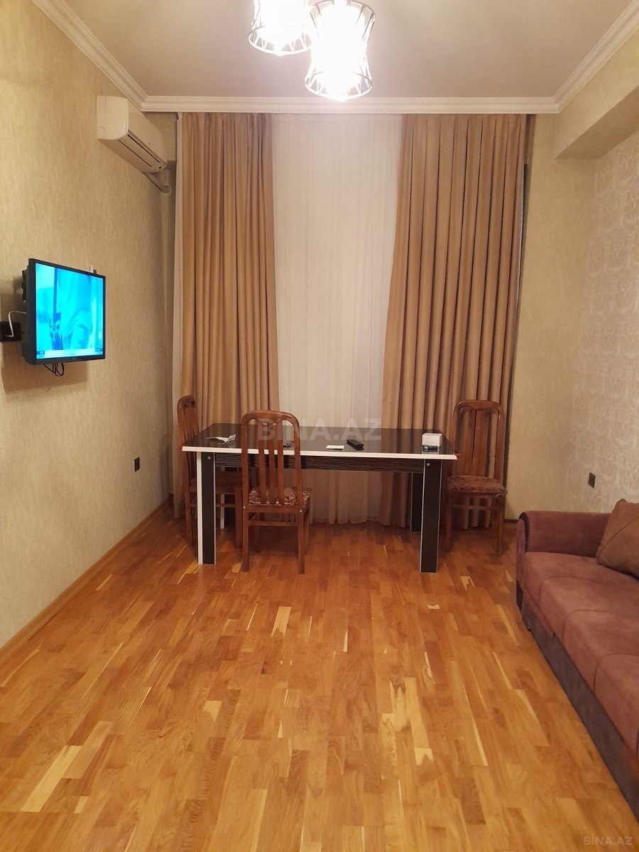 Kirayə verilir 2 otaqlı mənzil 56 m²