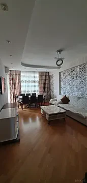 Kirayə verilir 2 otaqlı mənzil 93 m² — Bakı, 7-ci mikrorayon 2 otaq 93.00 m²
