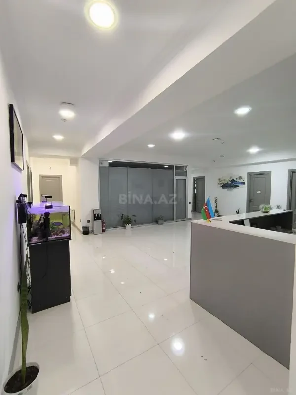 Kirayə verilir 2 otaqlı ofis 60 m²