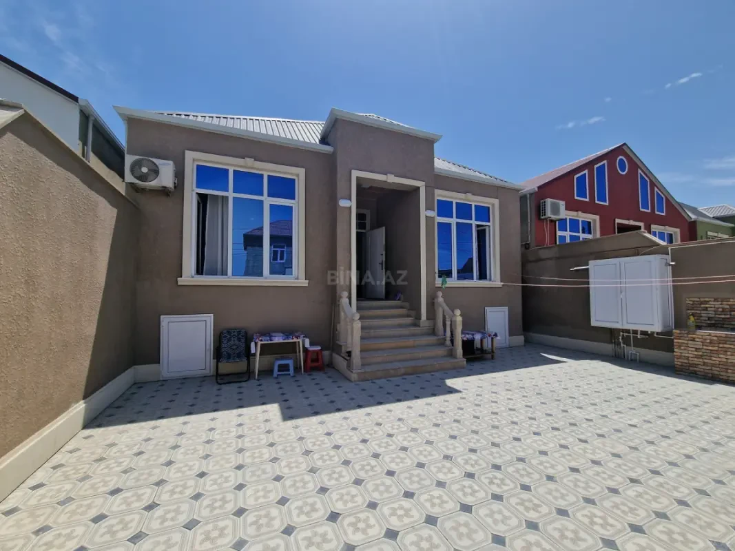 Satılır 4 otaqlı həyət evi 114 m²