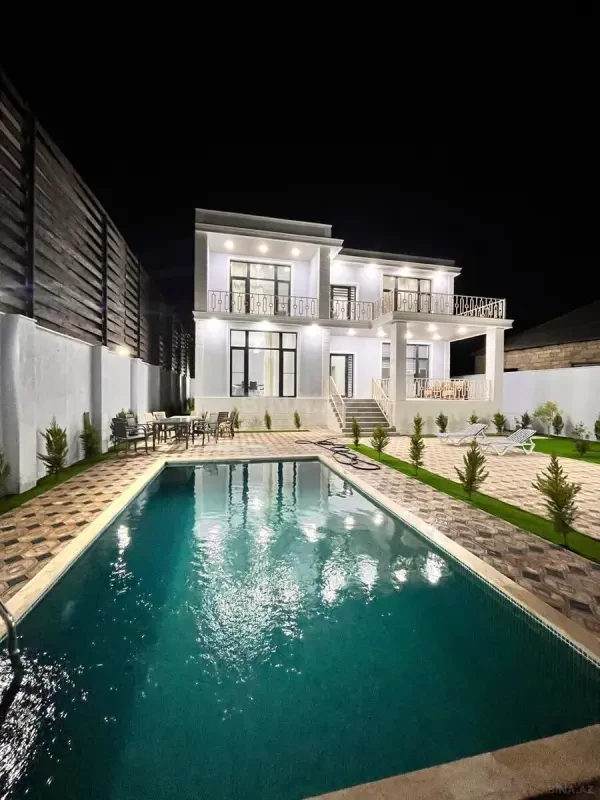 Kirayə verilir 6 otaqlı həyət evi 200 m²