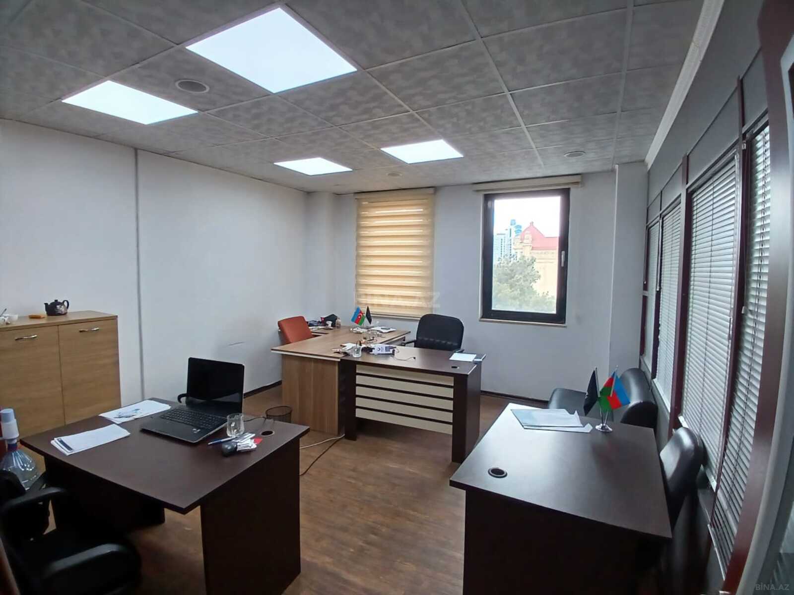 Kirayə verilir 1 otaqlı ofis 20 m²