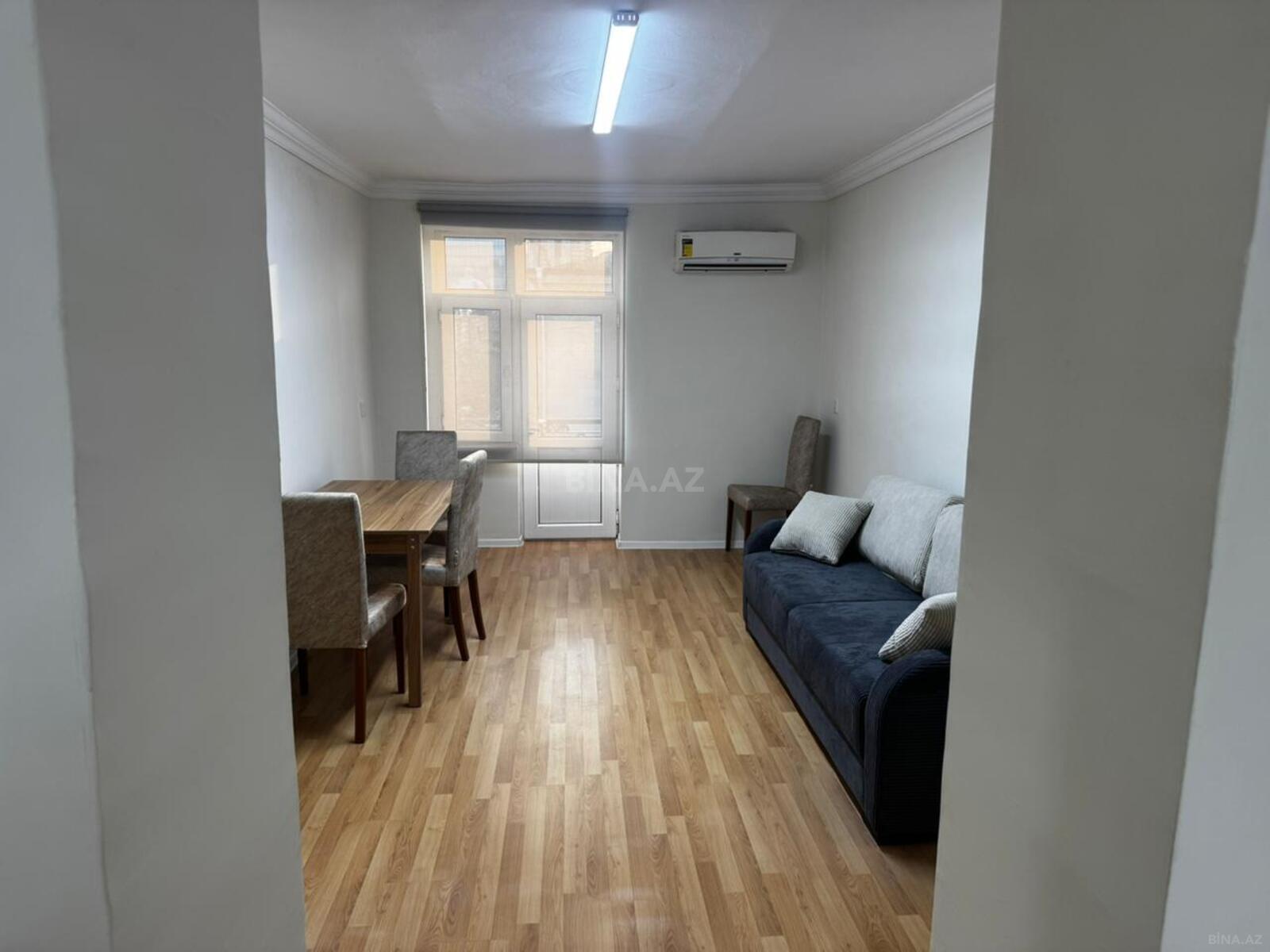 Kirayə verilir 2 otaqlı mənzil 65 m²