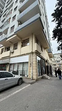 Kirayə verilir obyekt 40 m² — Bakı, İnşaatçılar 40.00 m²
