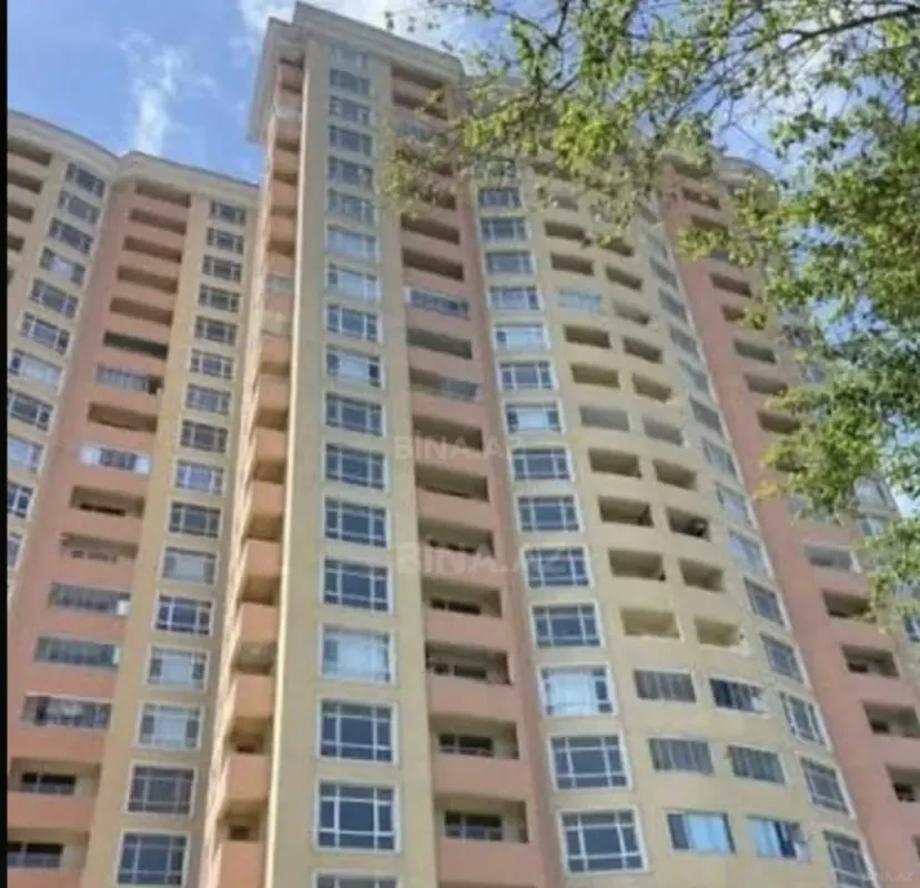 Satılır 2 otaqlı mənzil 70 m²