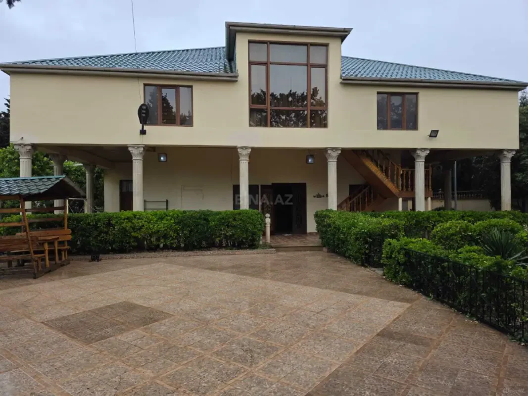 Kirayə verilir 6 otaqlı həyət evi 460 m²