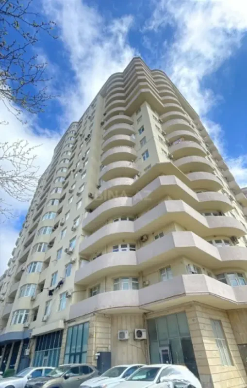 Satılır 2 otaqlı mənzil 80 m²