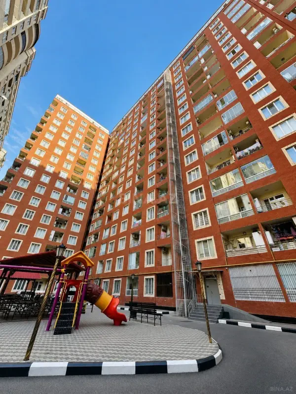 Satılır 2 otaqlı mənzil 65 m²