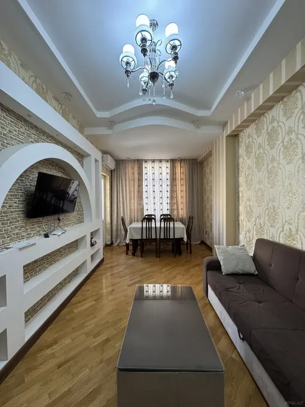 Satılır 2 otaqlı mənzil 60 m²