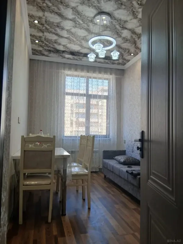 Kirayə verilir 2 otaqlı mənzil 45 m²