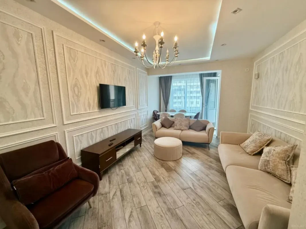 Satılır 2 otaqlı mənzil 75 m²