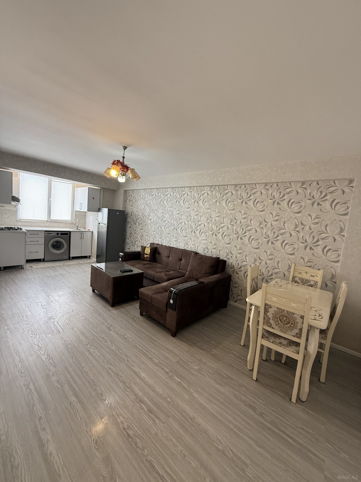 Satılır 1 otaqlı mənzil 67 m²