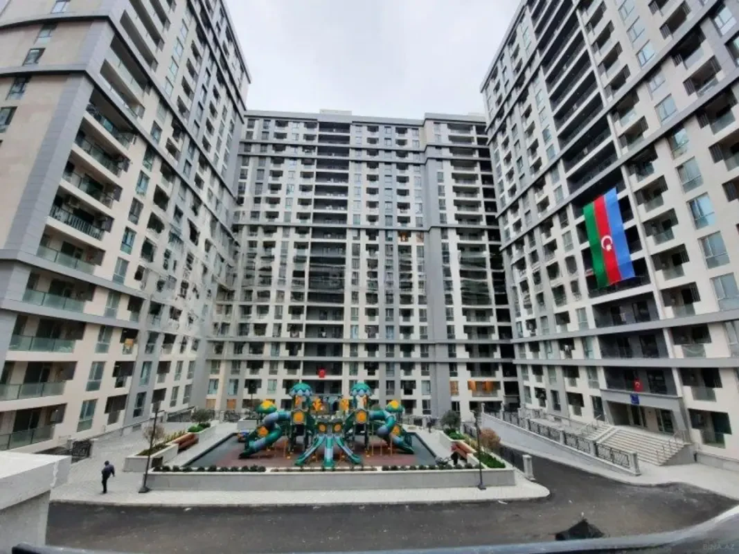 Kirayə verilir 2 otaqlı mənzil 60 m²