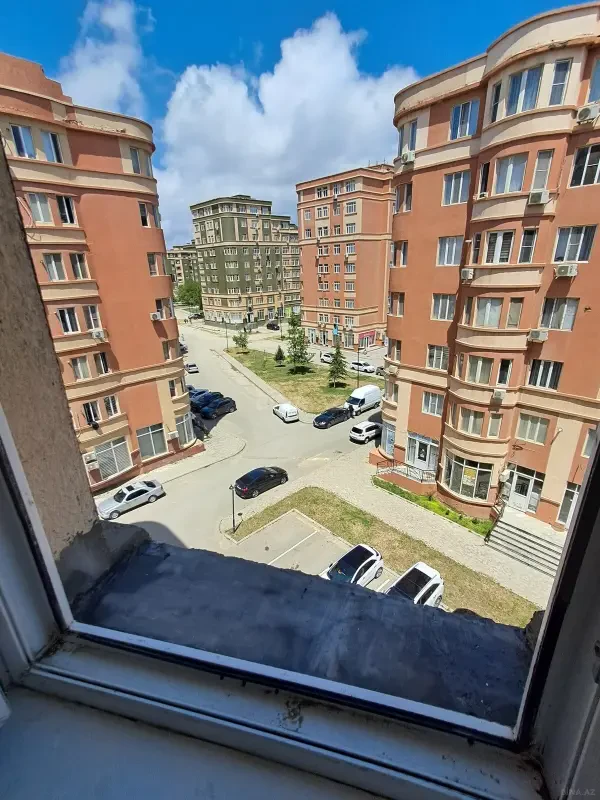 Satılır 2 otaqlı mənzil 42 m²