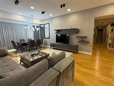 Kirayə verilir 4 otaqlı mənzil 187 m² — Bakı, Səbail 4 otaq 187.00 m²