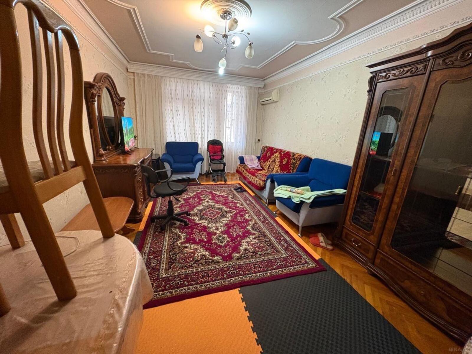 Kirayə verilir 3 otaqlı mənzil 100 m²
