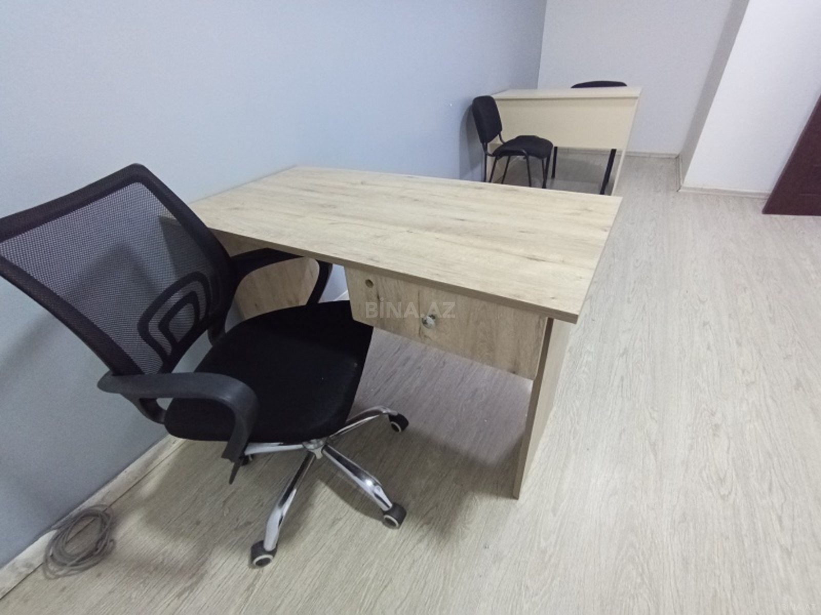 Kirayə verilir 1 otaqlı ofis 20 m²