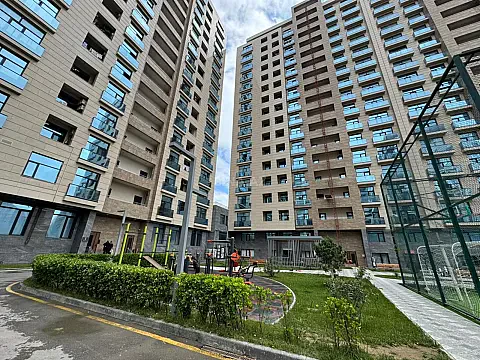 Kirayə verilir 2 otaqlı mənzil 90 m² — Bakı 2 otaq 90.00 m²