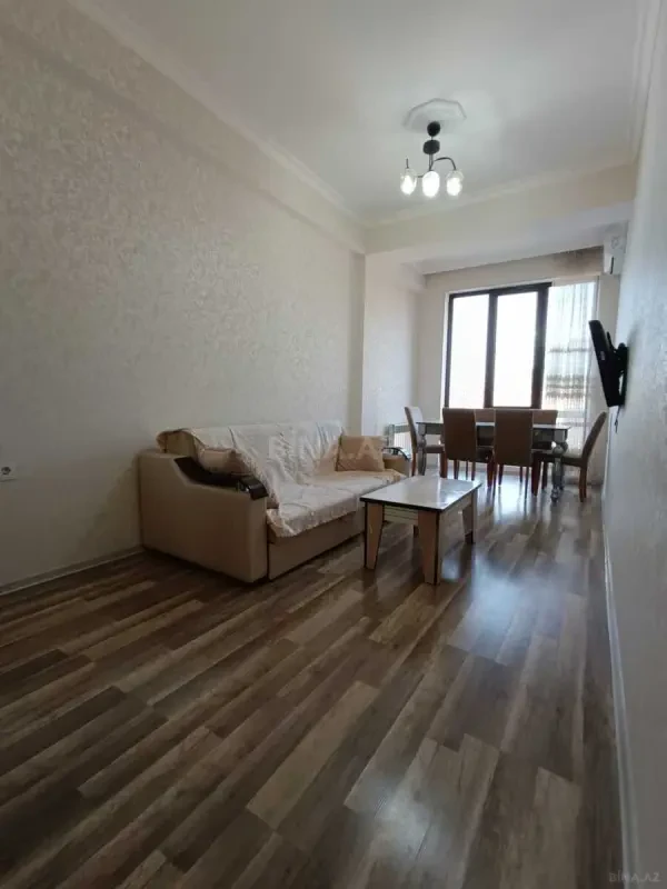 Kirayə verilir 2 otaqlı mənzil 60 m²
