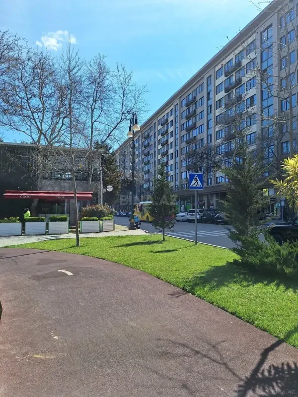 Satılır 2 otaqlı mənzil 65 m²
