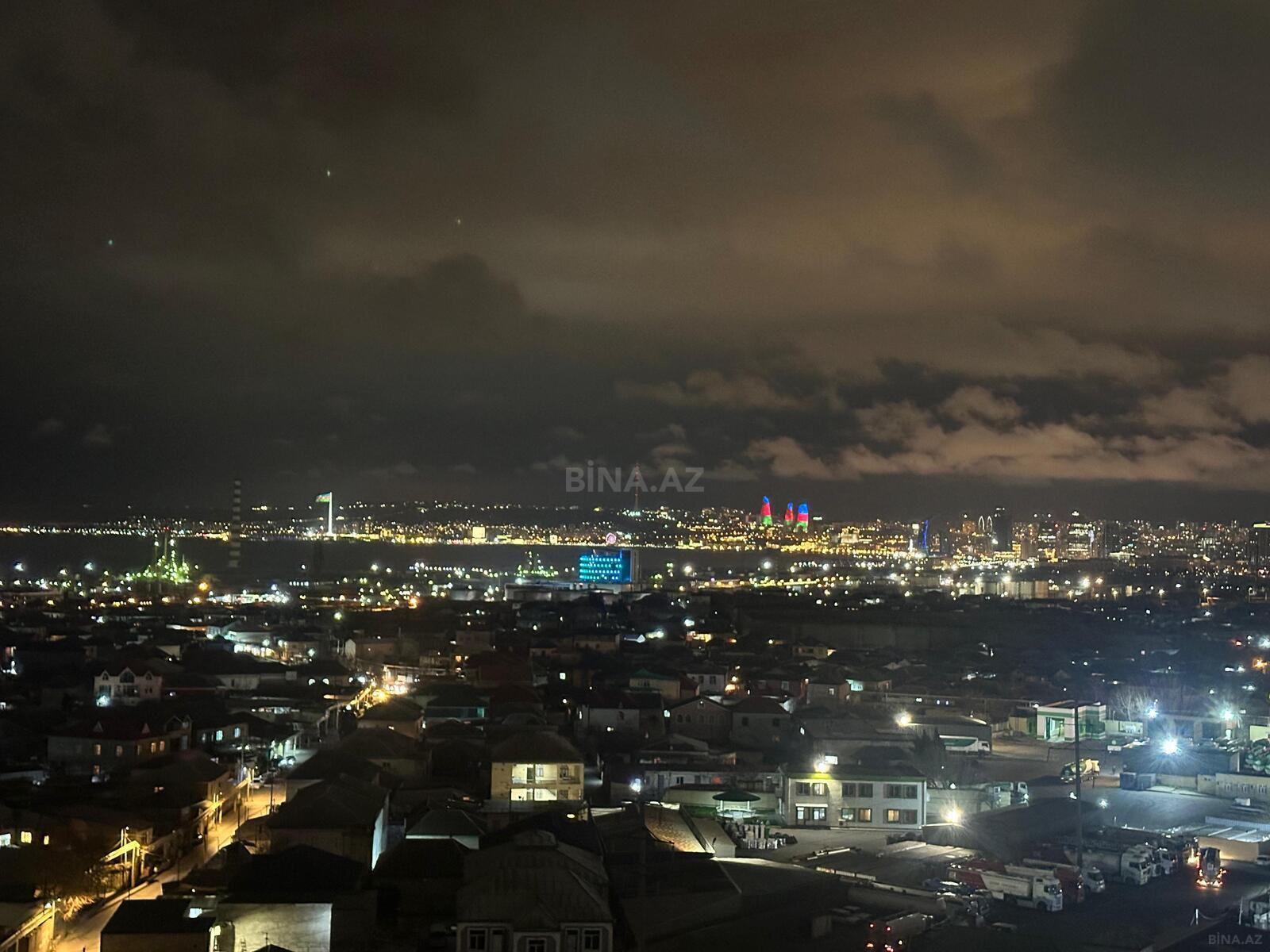 Kirayə verilir 3 otaqlı mənzil 110 m²