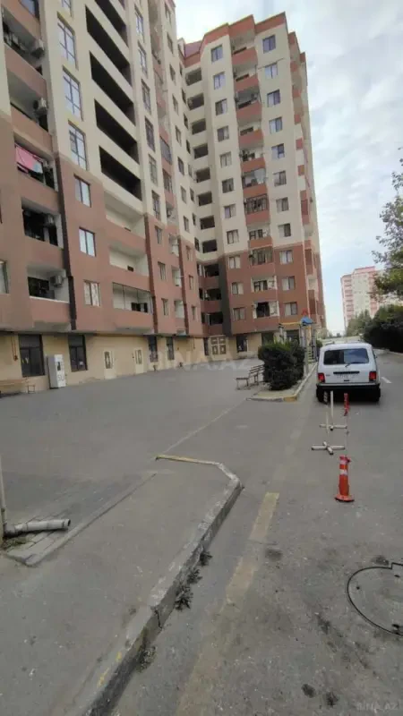 Satılır 3 otaqlı mənzil 80 m²