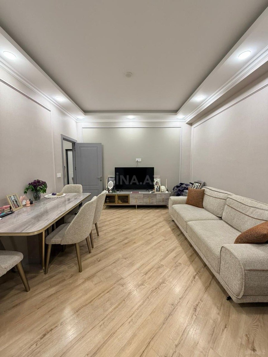 Satılır 2 otaqlı mənzil 65 m²