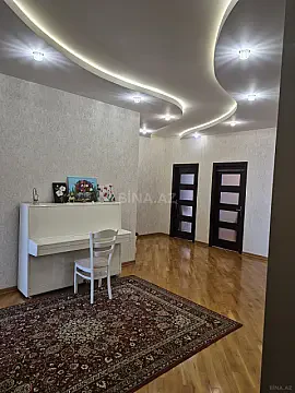 Satılır 3 otaqlı mənzil 110 m² — Bakı, İnşaatçılar 3 otaq 110.00 m²
