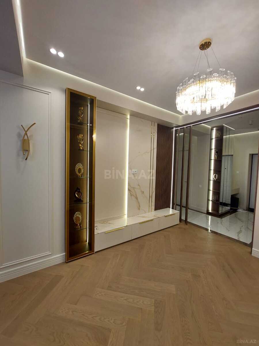 Satılır 2 otaqlı mənzil 85 m²