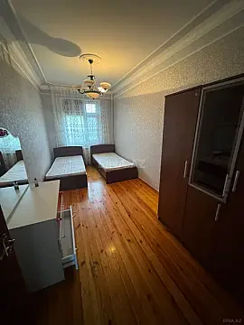 Kirayə verilir 2 otaqlı mənzil 50 m² — Bakı, Memar Əcəmi yanı 2 otaq 50.00 m²