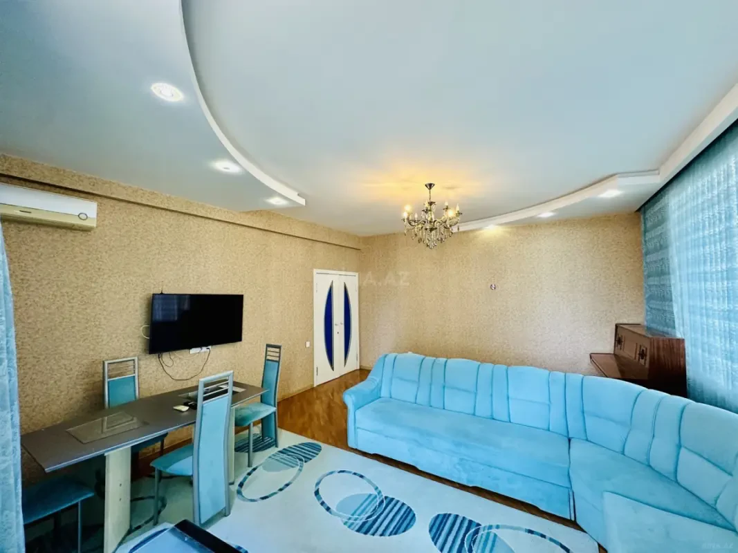 Kirayə verilir 3 otaqlı mənzil 113 m²