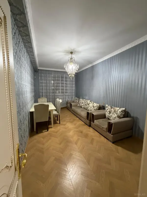 Kirayə verilir 2 otaqlı mənzil 70 m²