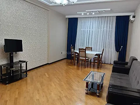 Kirayə verilir 3 otaqlı mənzil 135 m² — Bakı, Nərimanov 3 otaq 135.00 m²