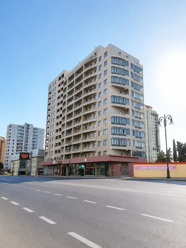 Satılır 3 otaqlı mənzil 117 m²