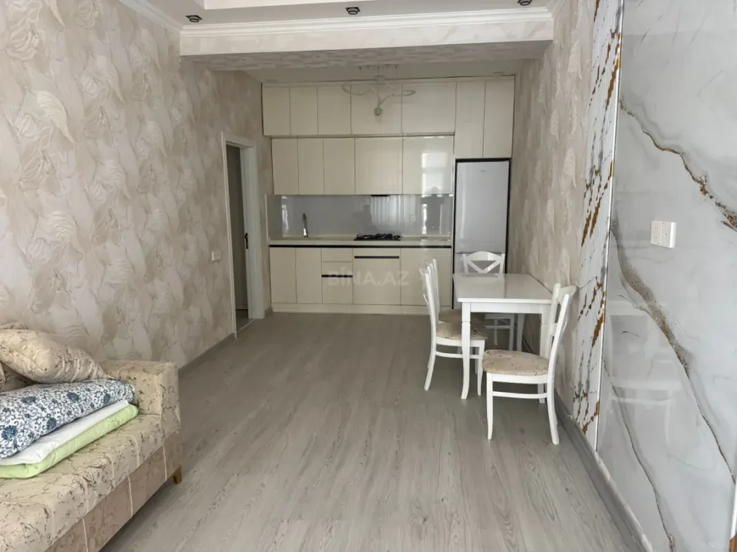 Kirayə verilir 3 otaqlı mənzil 83 m²