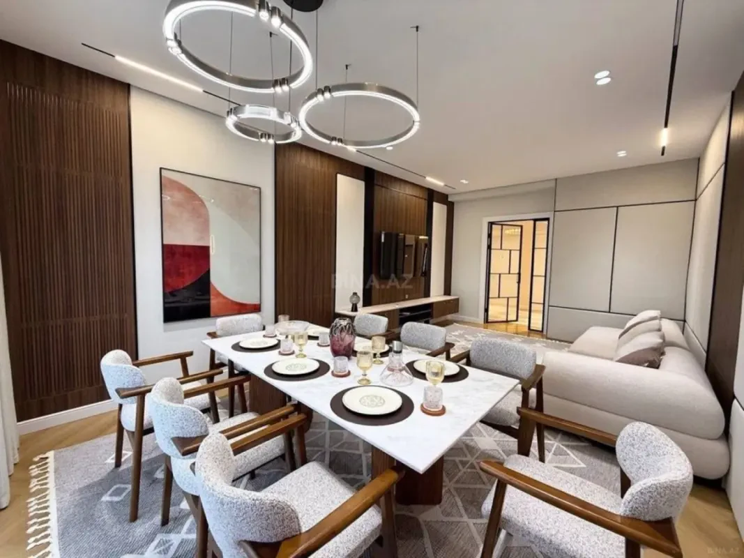 Kirayə verilir 3 otaqlı mənzil 200 m²