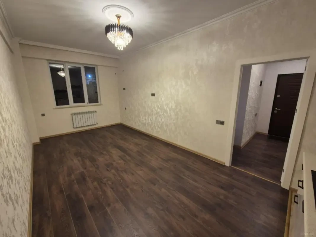 Kirayə verilir 2 otaqlı mənzil 50 m²