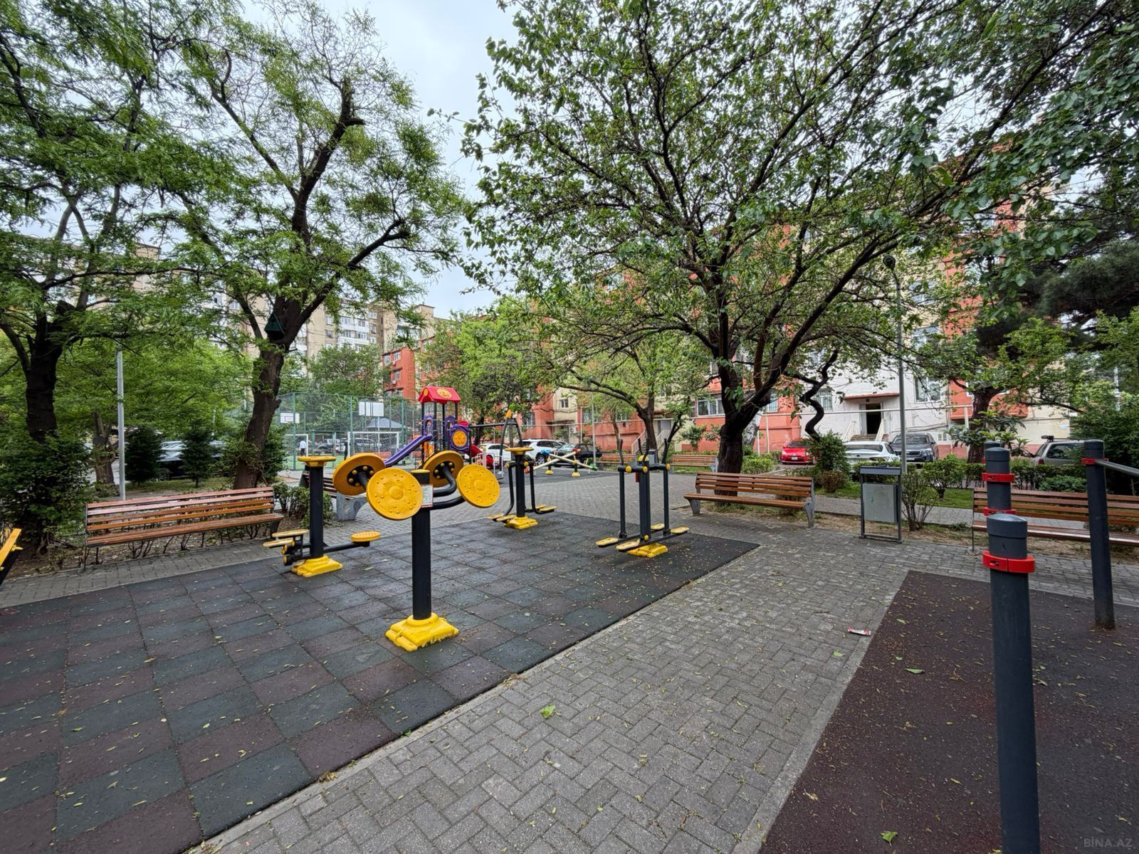 Satılır 3 otaqlı mənzil 80 m²