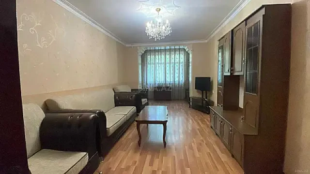 Kirayə verilir 3 otaqlı mənzil 90 m² — Bakı 3 otaq 90.00 m²
