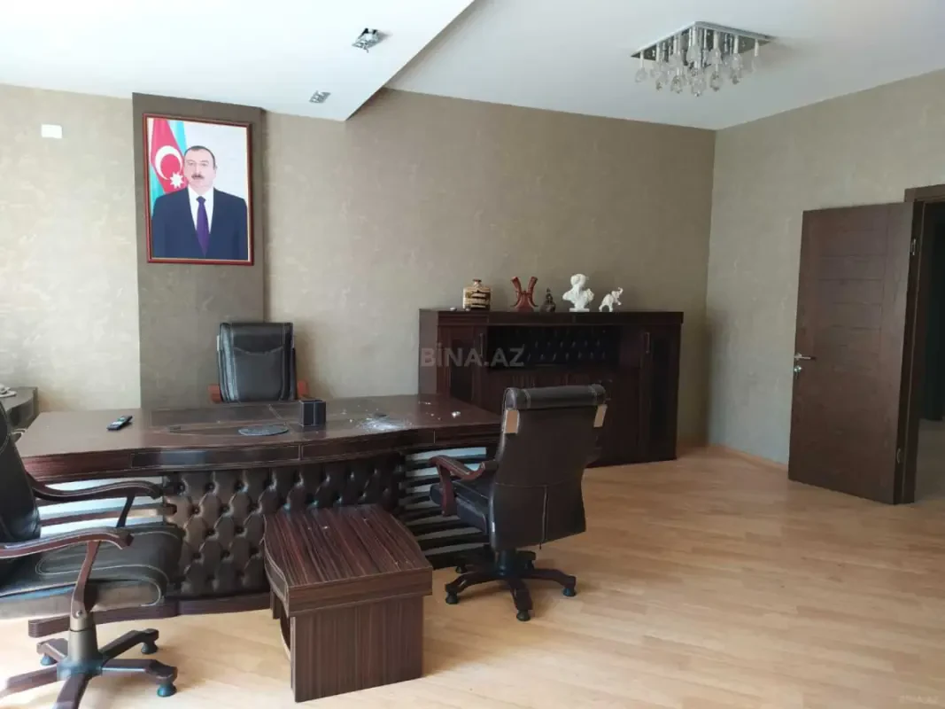 Kirayə verilir 3 otaqlı ofis 175 m²