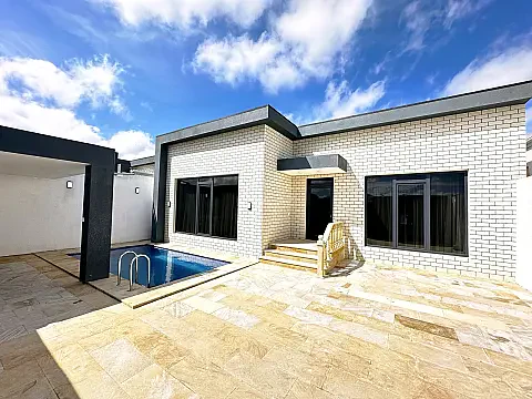 Satılır 4 otaqlı həyət evi 130 m² — Bakı, Mərdəkan 4 otaq 130.00 m²