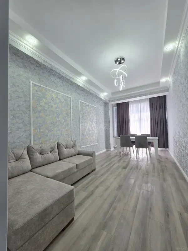 Kirayə verilir 2 otaqlı mənzil 55 m²