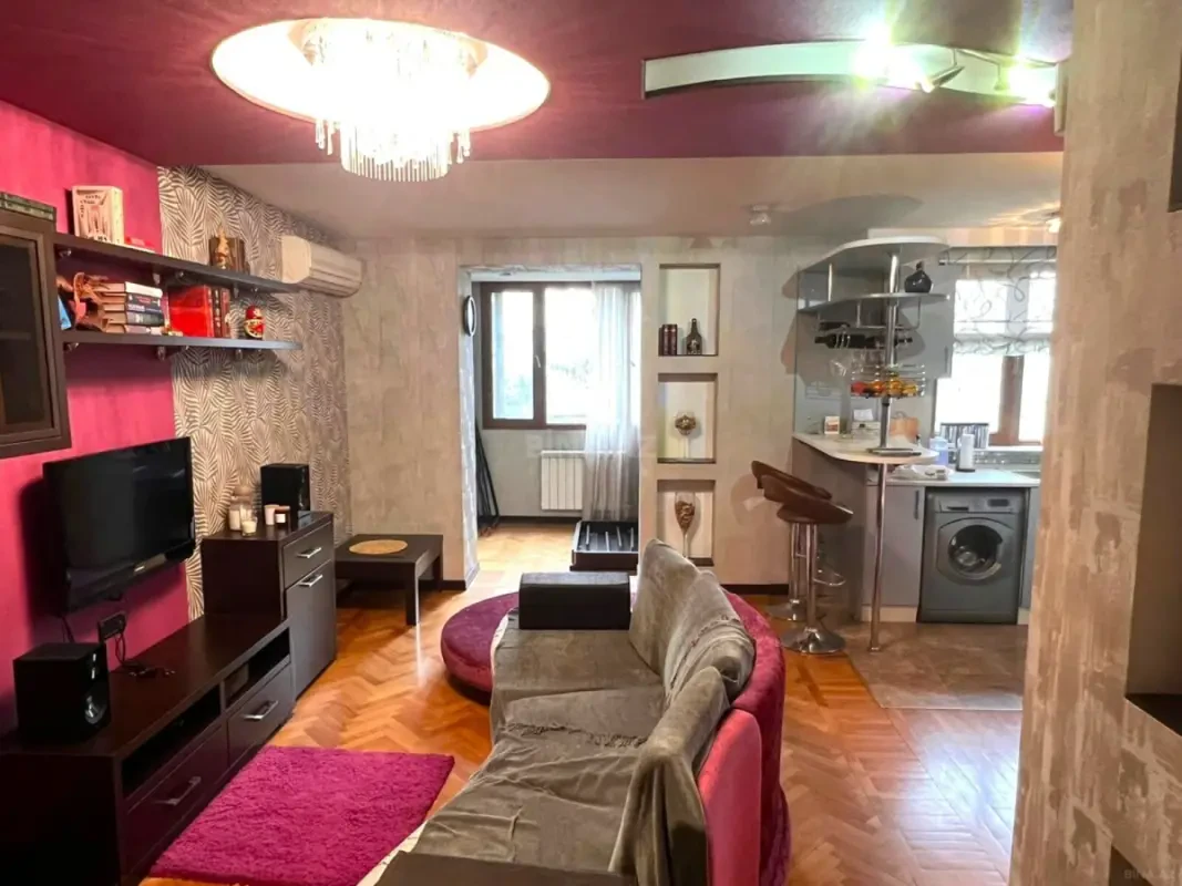 Satılır 2 otaqlı mənzil 55 m²