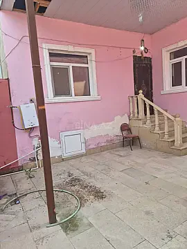 Kirayə verilir 2 otaqlı həyət evi 50 m² — Bakı, Binəqədi 2 otaq 50.00 m²